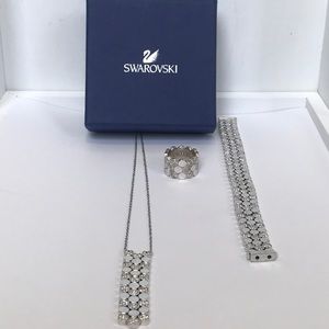 Swarovski set necklace, bracelet, ring